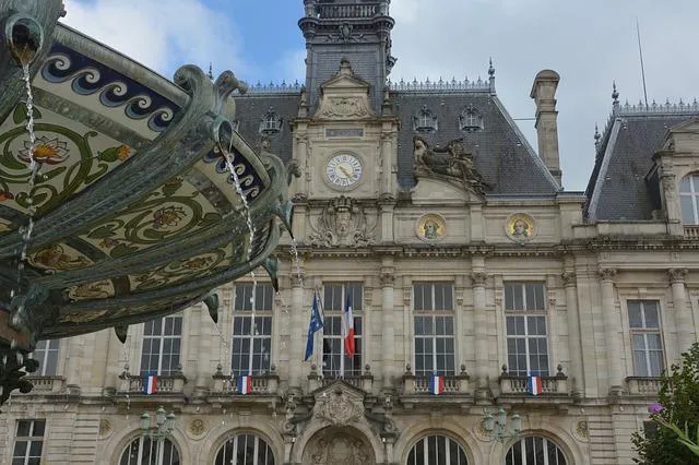 limoges-mairie-fontaine