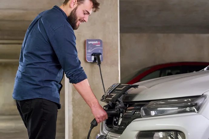 branchement borne de recharge sur Dacia